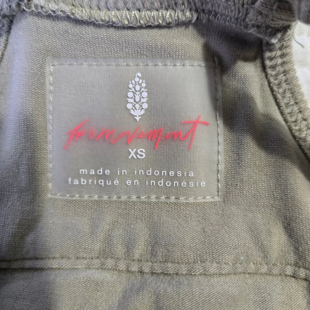 Women's Free People Movement Jumpsuit Size XS in Sage Stone Green - Picture 3 of 10